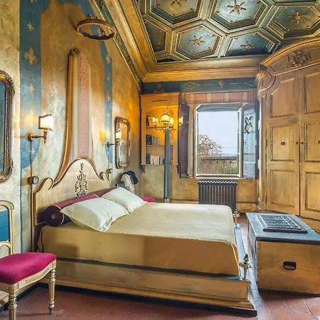 Delle Sophore 12, Emma Villa Cortona