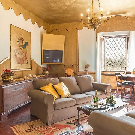 Delle Sophore 12, Emma Villa