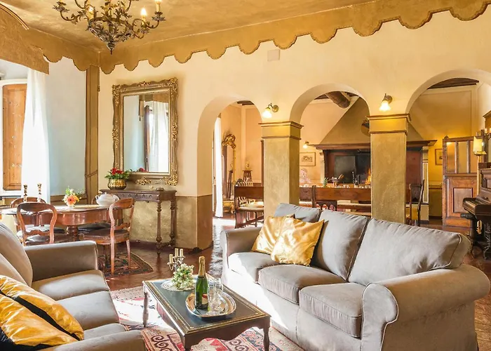 Delle Sophore 12, Emma Cortona