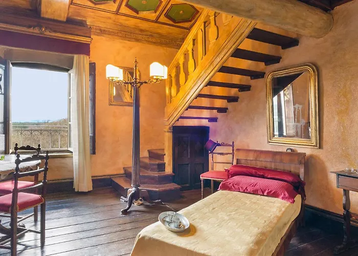 Delle Sophore 12, Emma Villa