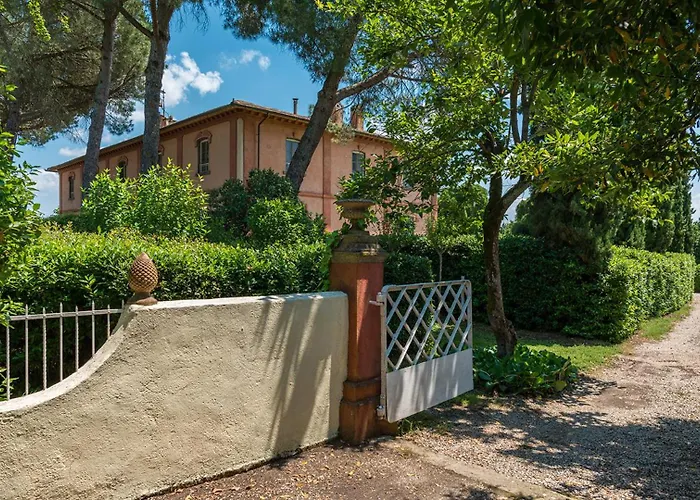 Delle Sophore 12, Emma Villa Cortona