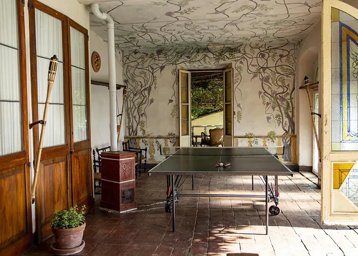 Delle Sophore 12, Emma