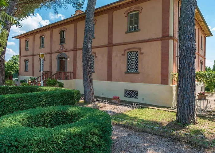 Delle Sophore 12, Emma Villa *