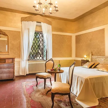 Delle Sophore 12, Emma Villa Cortona