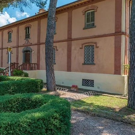 Villa Delle Sophore 12, Emma